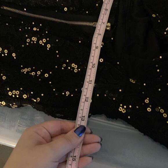 Black and gold back cutout emerald sundae size 9 sleeveless dress - Picture 6 of 7